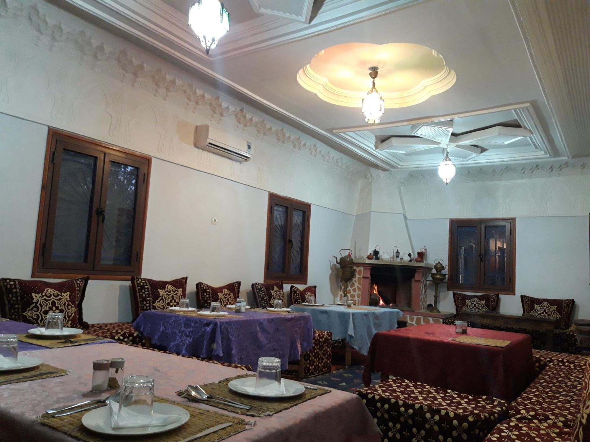 Berbere De La Montagne Hotel Imdiazene ภายนอก รูปภาพ